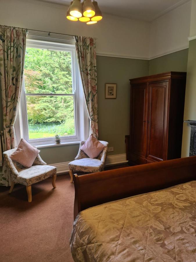 Broom Hall Country Bed & Breakfast Saham Toney