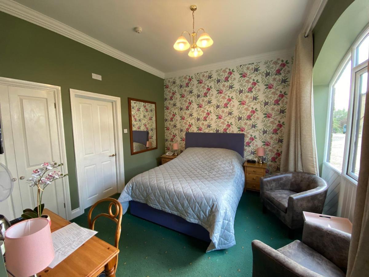 Broom Hall Country 4* Saham Toney