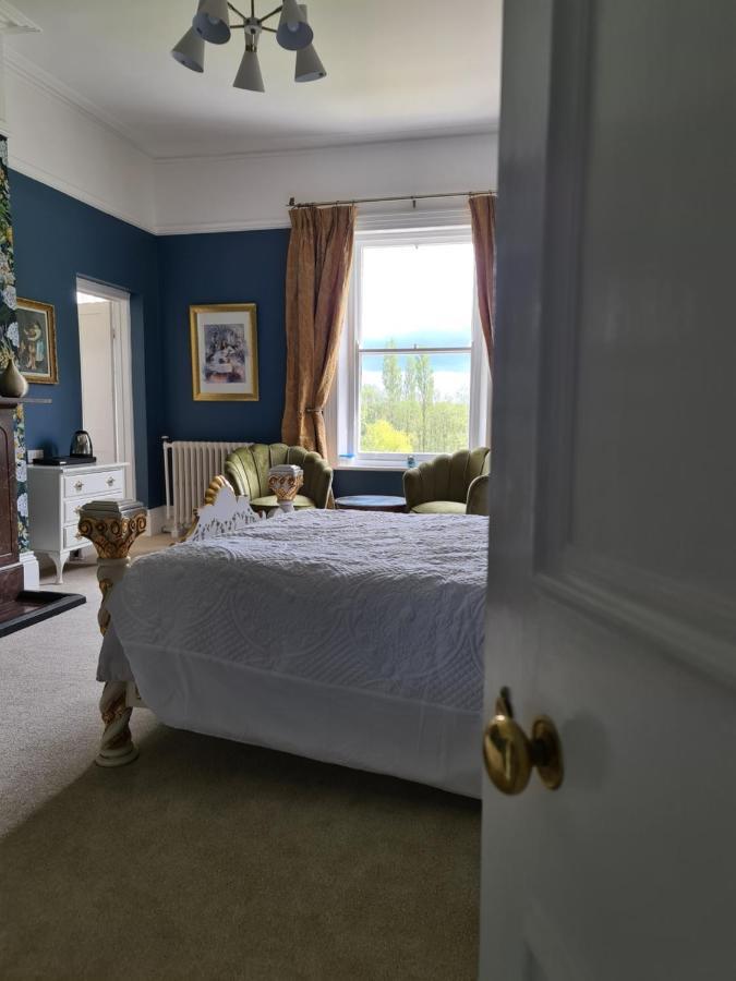 Broom Hall Country 4*