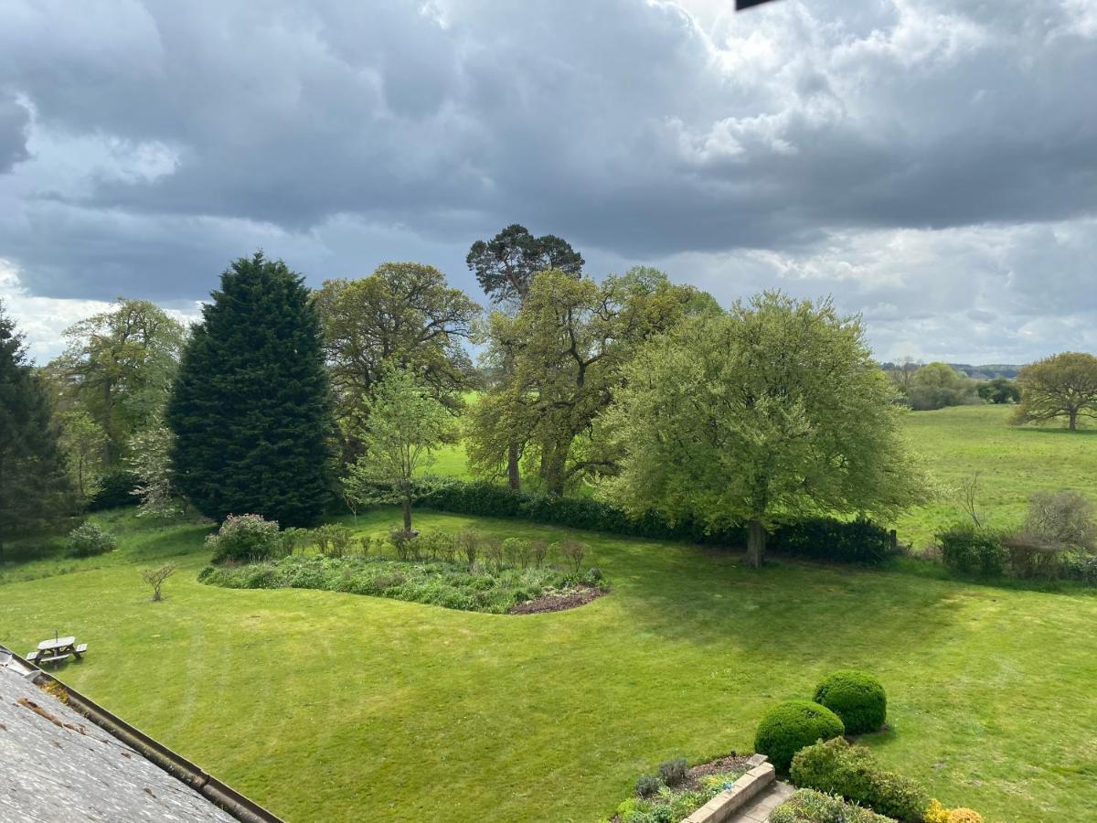 Broom Hall Country Bed & Breakfast 4*