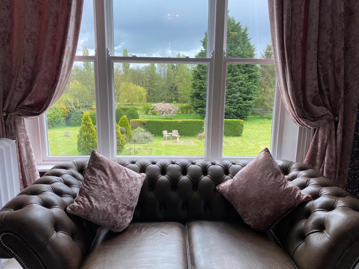 Broom Hall Country Bed & Breakfast 4*