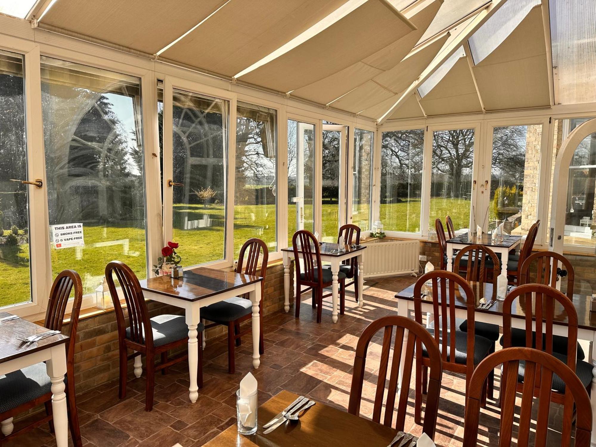 Broom Hall Country Bed & Breakfast Saham Toney